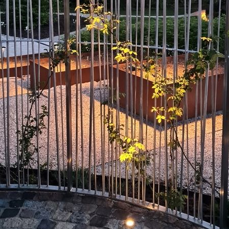 Material und Pflanzen