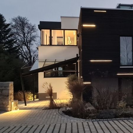 Zugangs -und Fassadenbeleuchtung